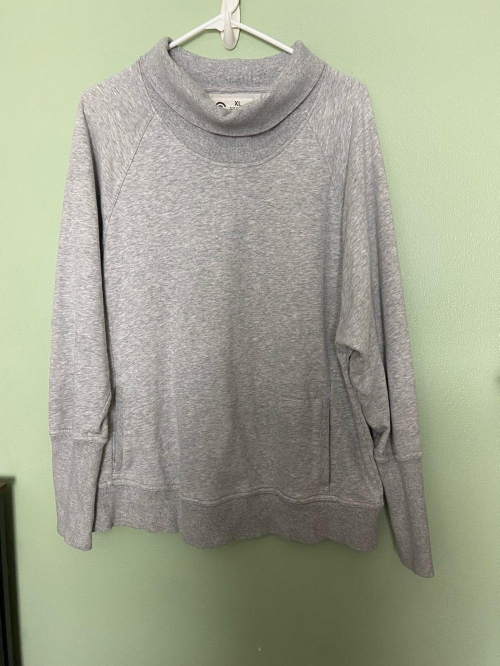 Champion Women’s  Light Gray Crewneck Sweatshirt
